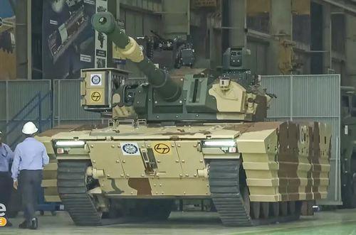 国产轻坦15式视频