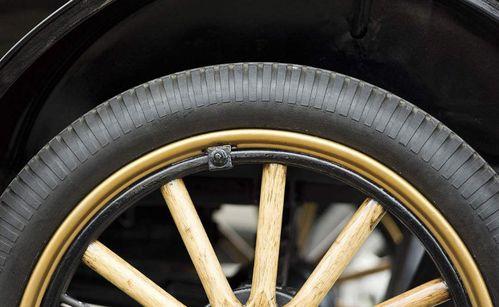 国产车轮胎自驾游视频